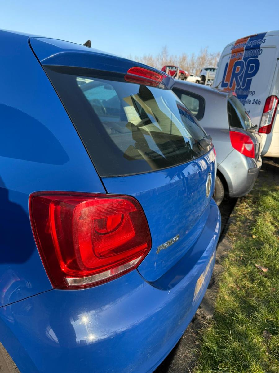 VW Polo 6R original Heckklappe mit Heckscheibe LD5E Meerblau Bj.2013