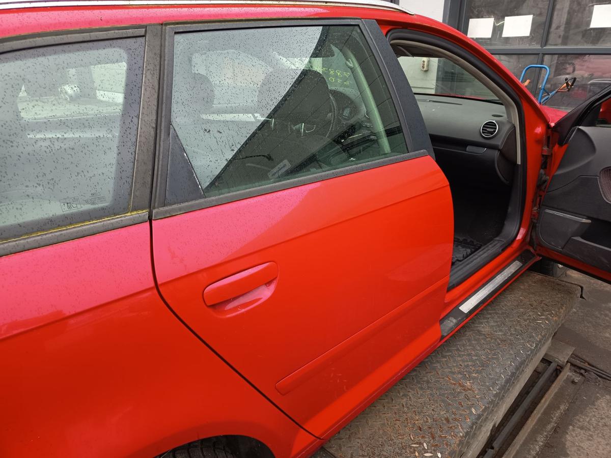 Audi A3 8PA original T&uuml;r hinten rechts Fond Y3J Brillantrot Bj 2005