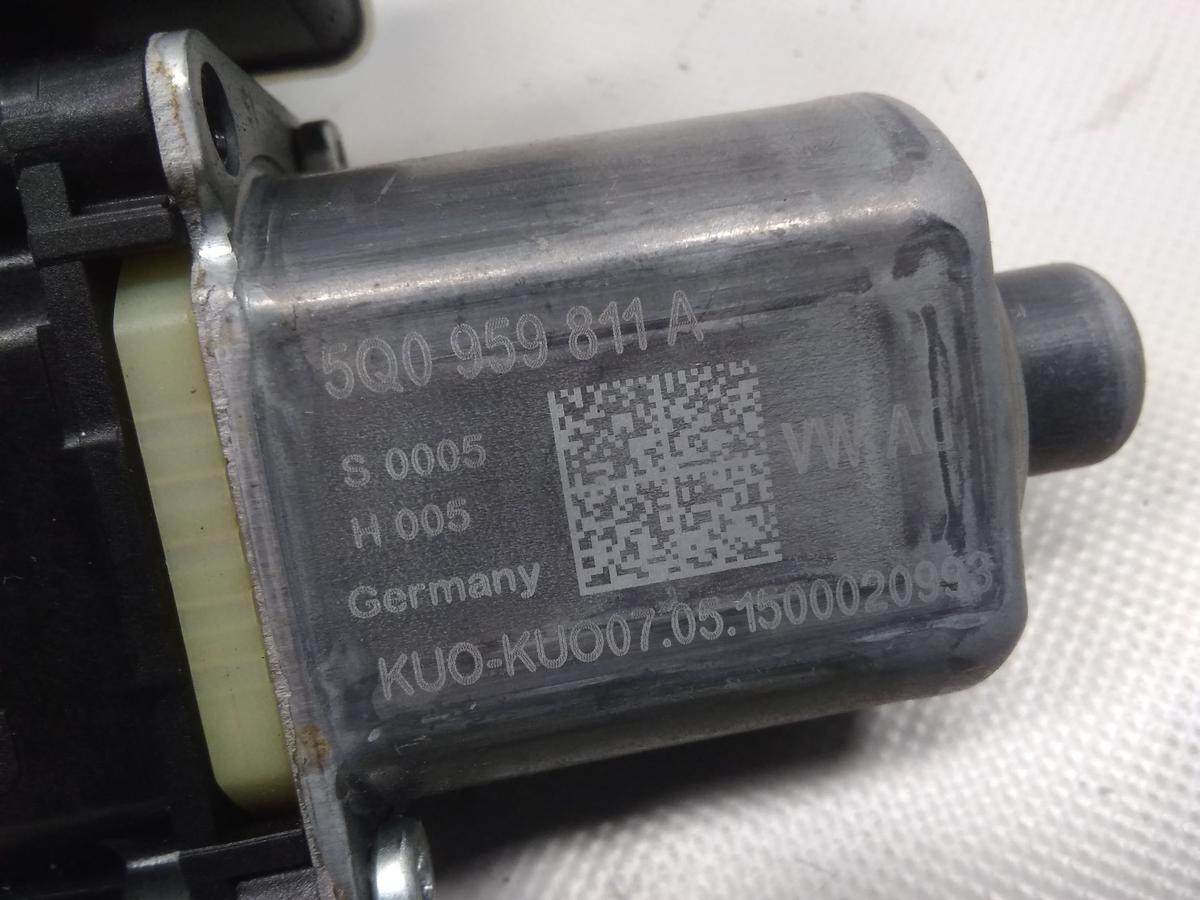 Seat Leon ST 5F Kombi original Fensterhebermotor hinten links 5Q0959811A BJ2015