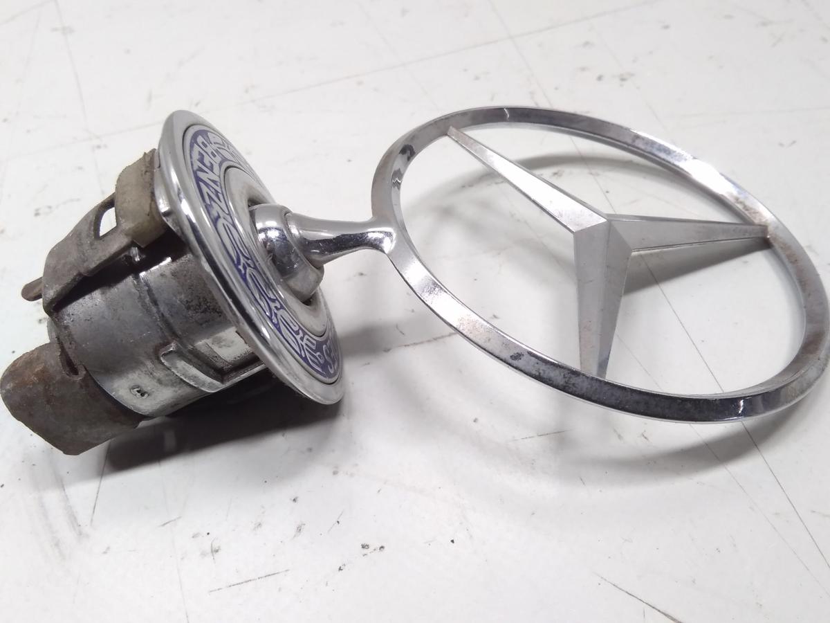 Mercedes Benz CLK 208 original Mercedesstern Motorhaube BJ1998