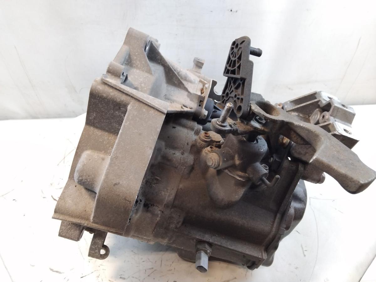 VW Golf 5 1K 5-Gang Schaltgetriebe JHU 1.4 59kw BUD 96180km