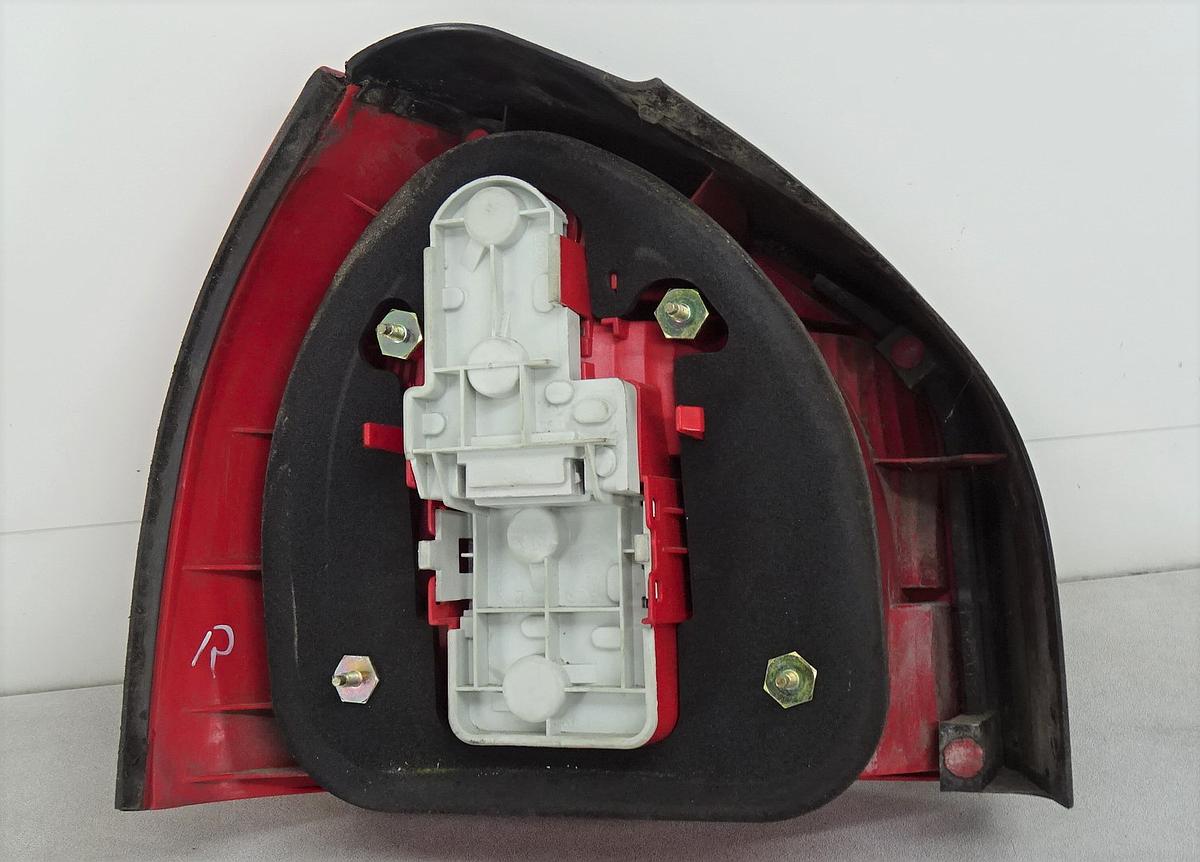 Audi A3 Rückleuchte Rücklicht rechts 8L0945096B Bj2000 Modell ab 2000 8L