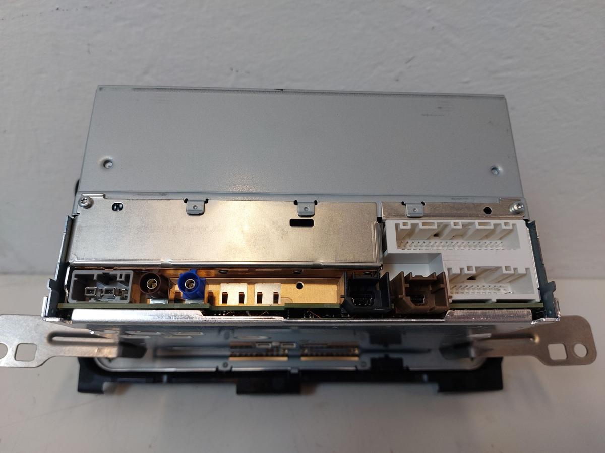 Nissan Micra K14 Radio mit Navigationsger&auml;t Navi OEM Autoradio Navigation