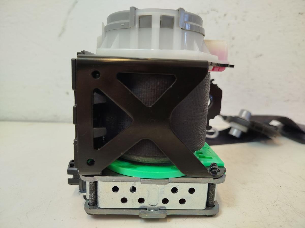 Citroen C4 II Typ N Sicherheitsgurt Gurt vorn links Anschnallgurt Fahrergurt