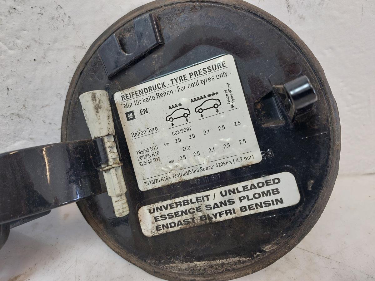 Opel Astra H GTC Tankklappe Tankdeckel Tankverschluss Z20R Saphirschwarz
