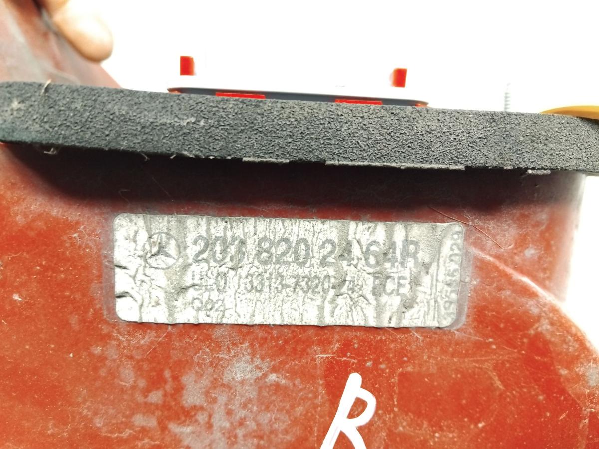 Mercedes Benz C Klasse S203 orig R&uuml;ckleuchte Schlussleuchte rechts MOPF BJ2007