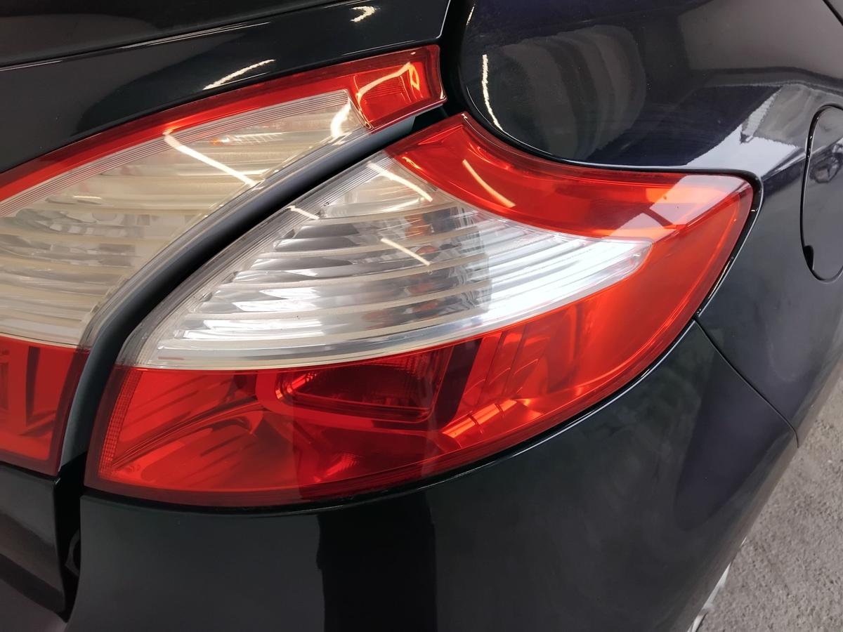 Renault Megane 3 Flie&szlig;heck orig.R&uuml;ckleuchte Heckleuchte rechts au&szlig;en BJ2009 5t&uuml;rig