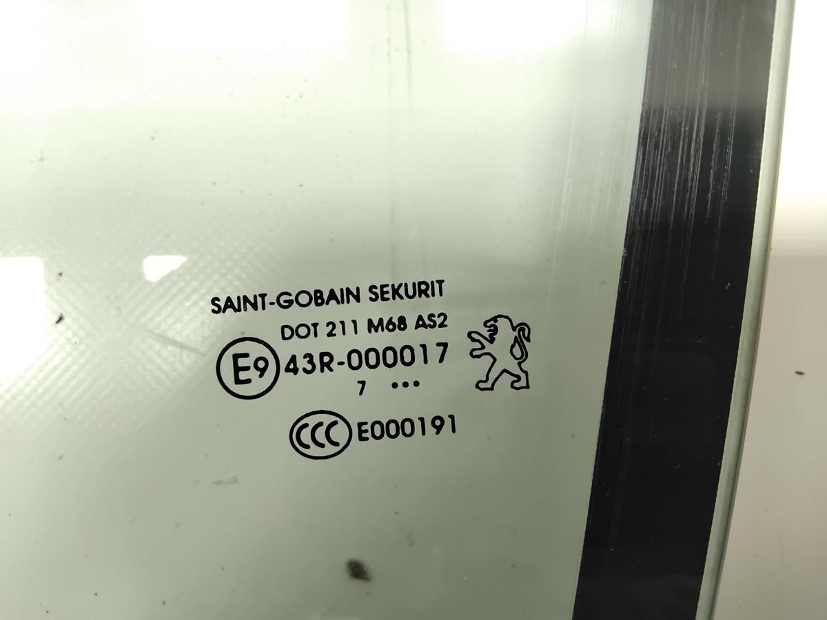 Peugeot 207 CC T&uuml;rscheibe vorn links gr&uuml;ncolor