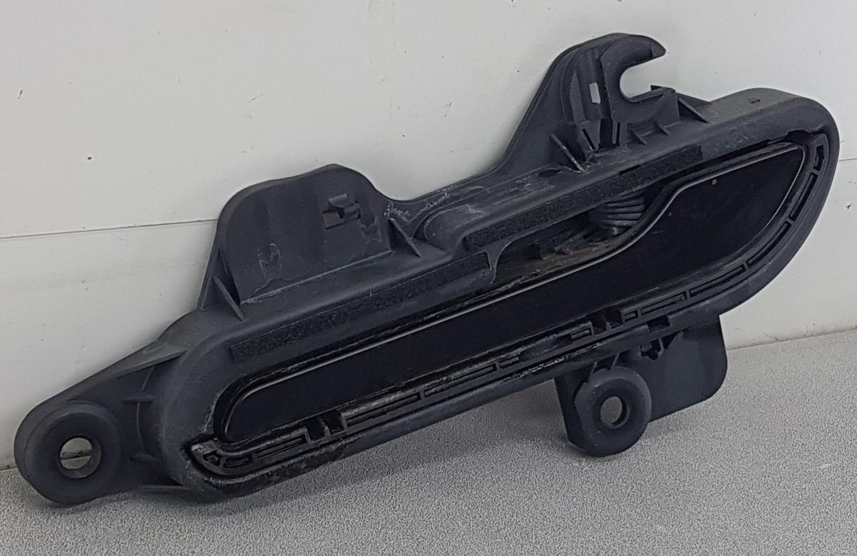 Tesla Model Y T&uuml;rgriff hinten links 1528114-00-D Bj22 in schwarz passt auch vorn