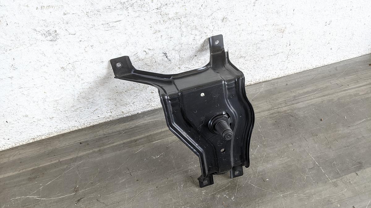 Audi A6 4G C7 Avant Halter Notrad Kofferraum 4G0802715