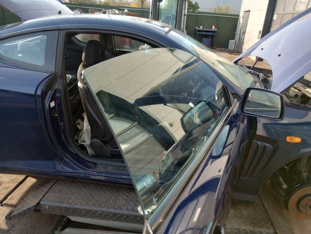 Hyundai Coupé orig Türscheibe rechts Beifahrer Fenster getönt Bj 2002