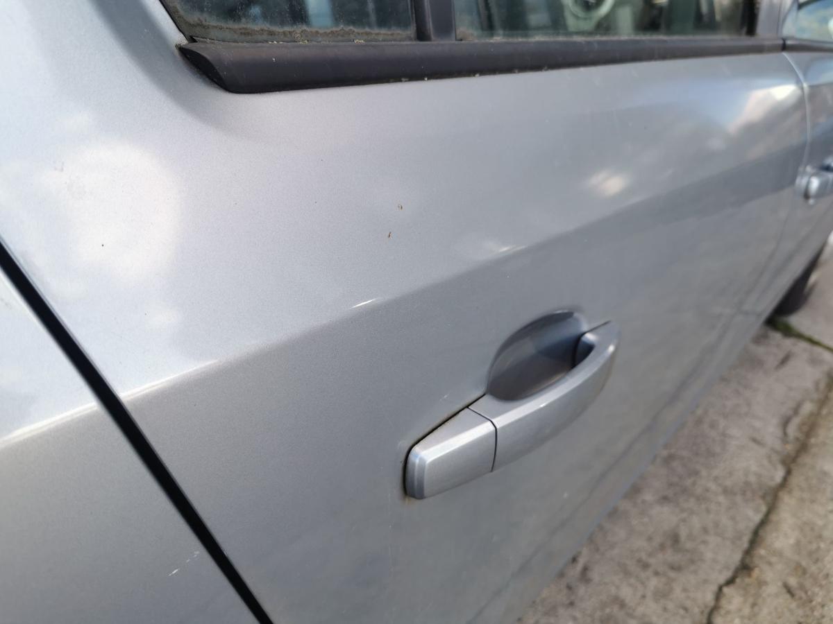 Opel Corsa D Tür Autotür Fondtür Rohbautür hinten rechts Z163 Lichtsilber met