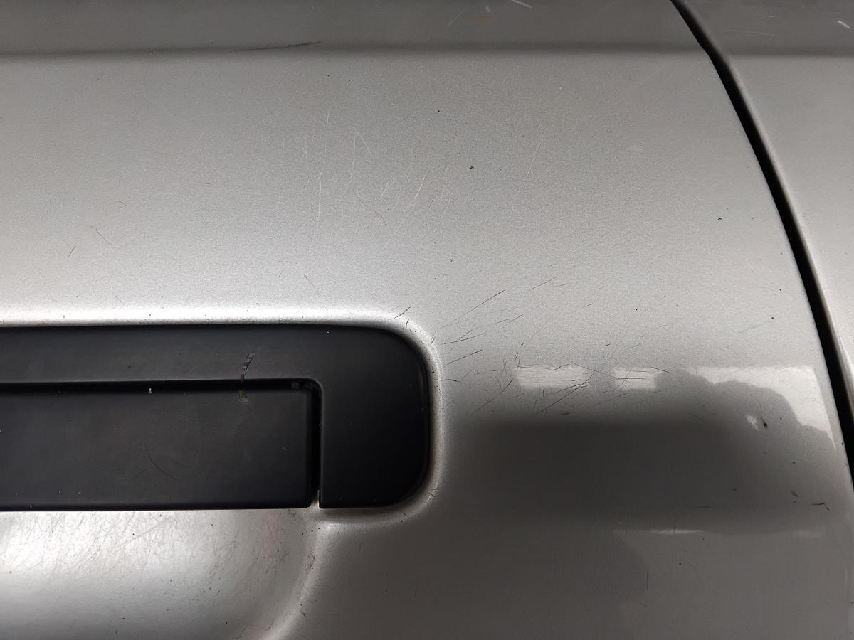 Audi 80 B4 Limousine T&uuml;r hinten links LY7T Kristallsilbermetallic BJ1992