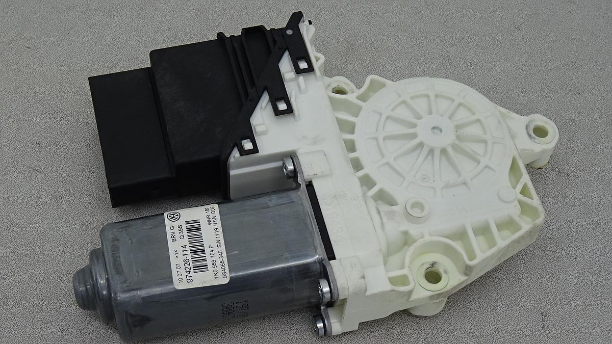 VW Passat 3C Bj2007 Fensterhebermotor hinten rechts 1K0959704P 973622106 Motor Fensterheber