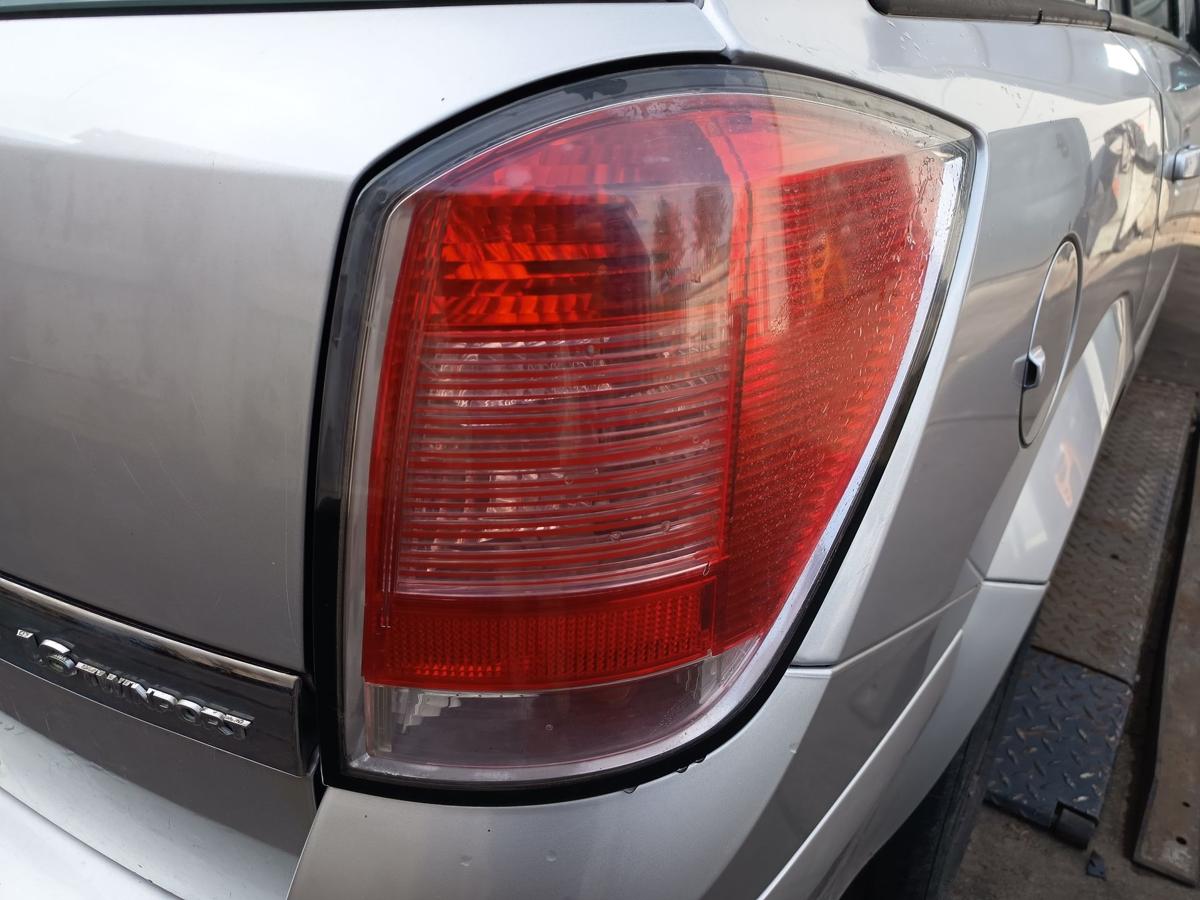 Opel Astra H Kombi original R&uuml;ckleuchte rechts vor Facelift Bj 2006