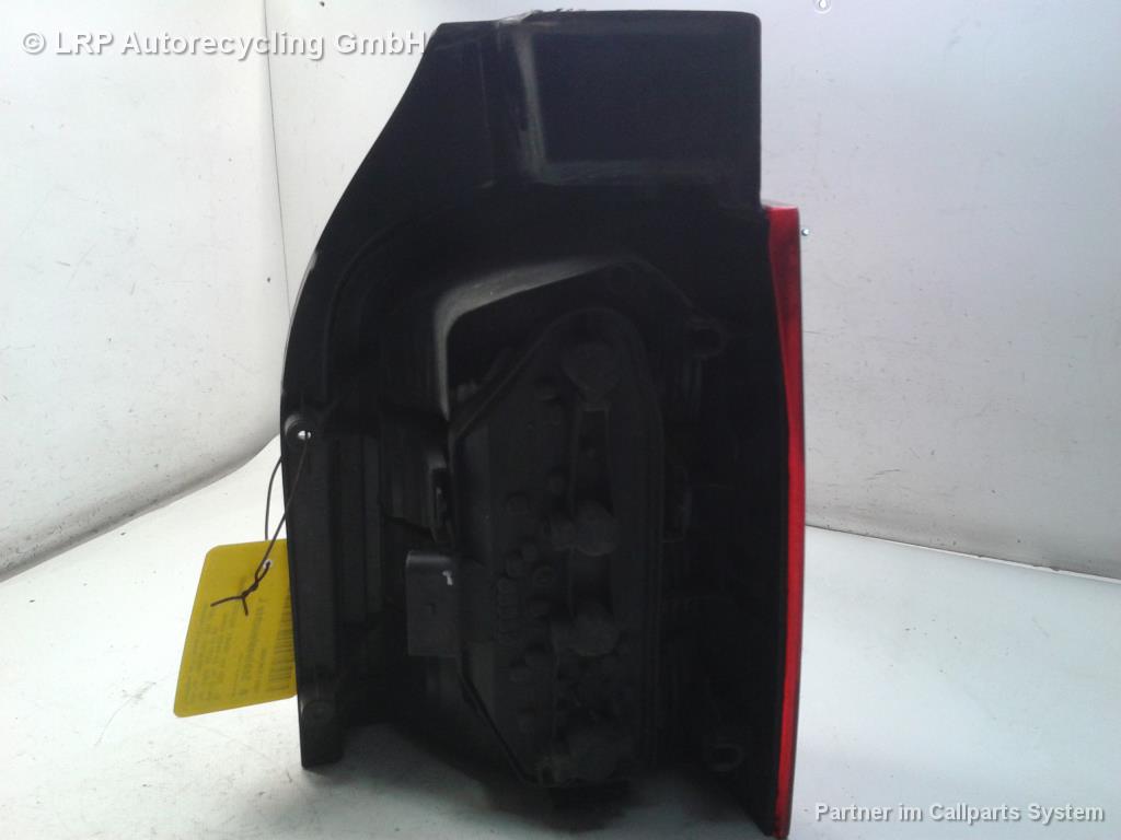 VW T5 7H BJ2005 Rückleuchte Schlussleuchte hinten links 7H0945095F Hella