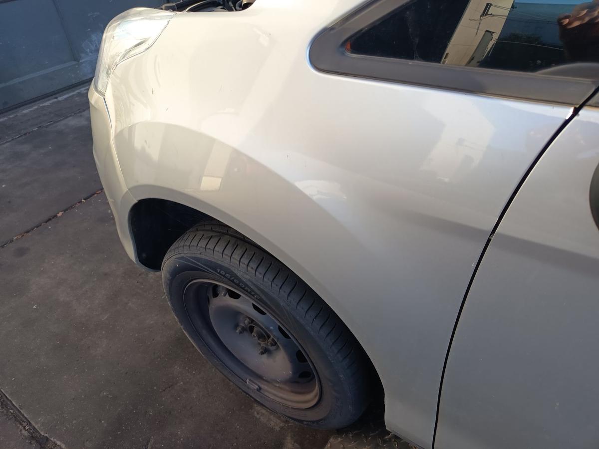 Ford B-Max original Kotfl&uuml;gel vorn links Seitenteil Polarsilber met Bj 2013
