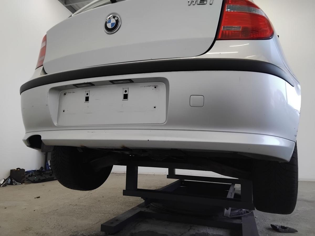 BMW 1er E81 E87 LCI orig.Sto&szlig;stange Sto&szlig;f&auml;nger hinten Facelift BJ2007 titansilber 354