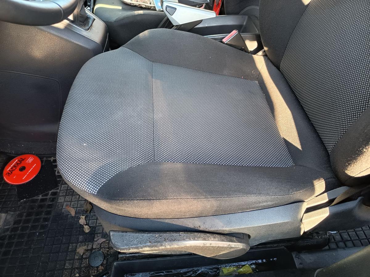 Opel Zafira B original Sitz vorn links Fahrer Stoff schwarz/grau Bj 2009