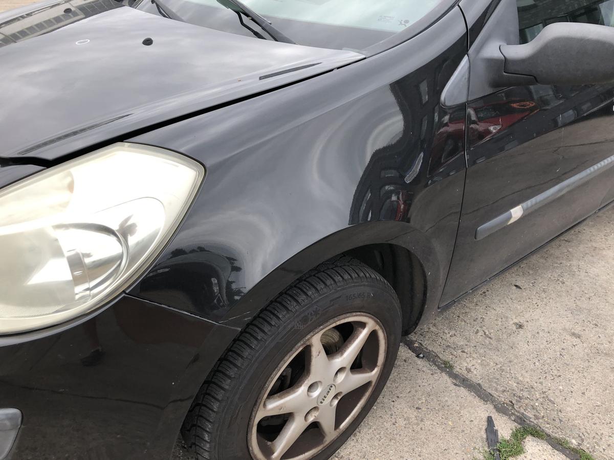 Renault Clio 3 III Grandtour Kotf&uuml;gel vorn links Fahrerseite NV676 Noir Nacre