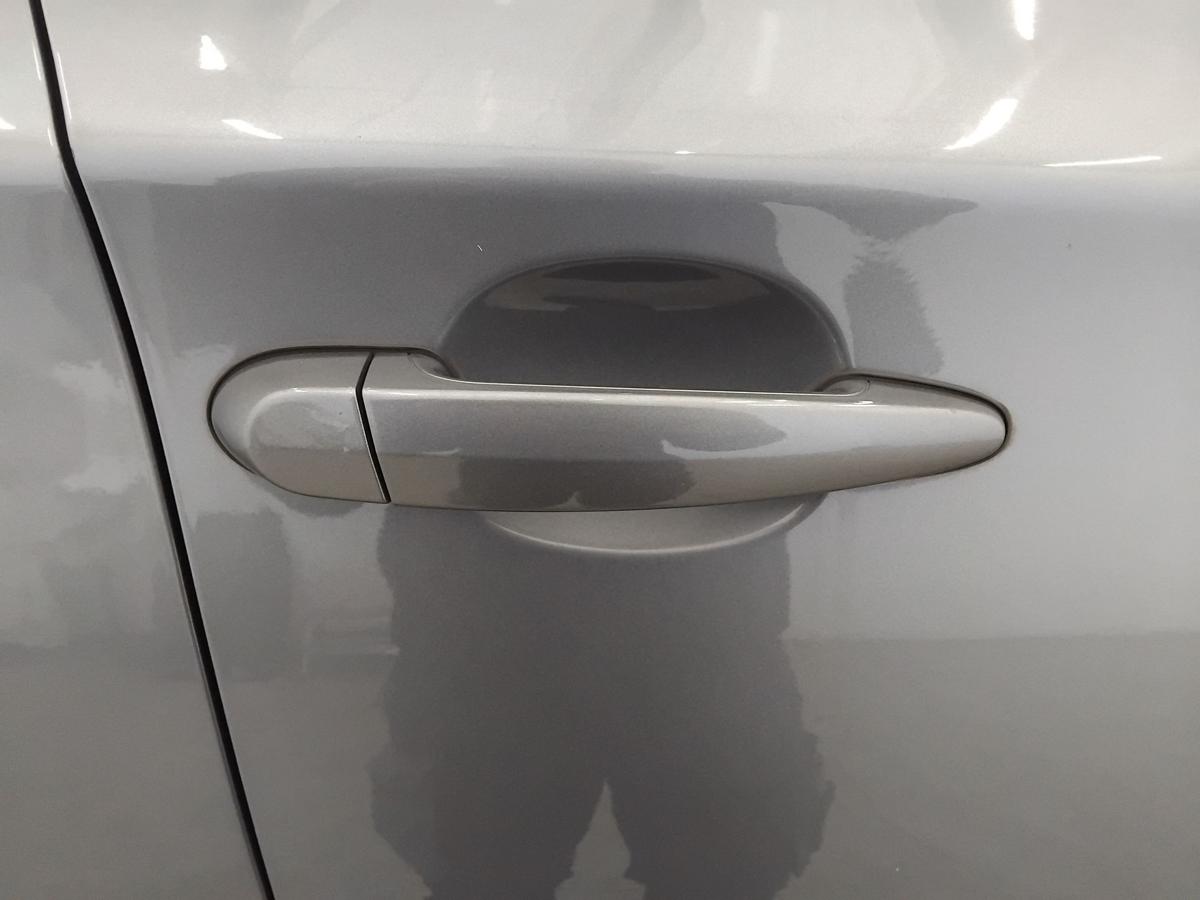 BMW 1er E87 Tür vorn rechts Beifahrertür spacegraumetallic A52 5-türig BJ2009 BMW 1er E87 Tür vorn rechts Beifahrertür spacegraumetallic A52 5-türig BJ2009