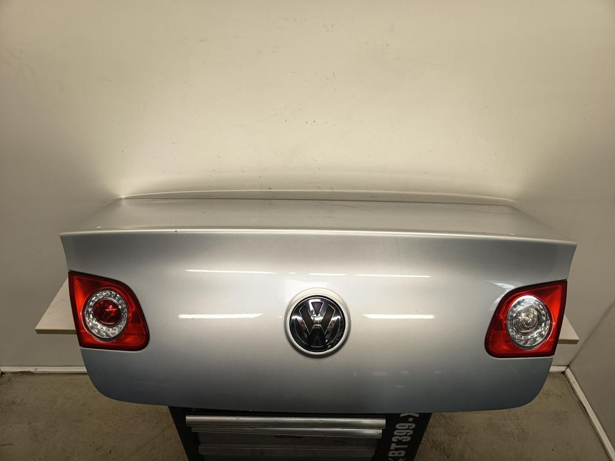 VW Passat 3C B6 Limousine original Heckklappe Deckel hinten A7W Reflexsilber