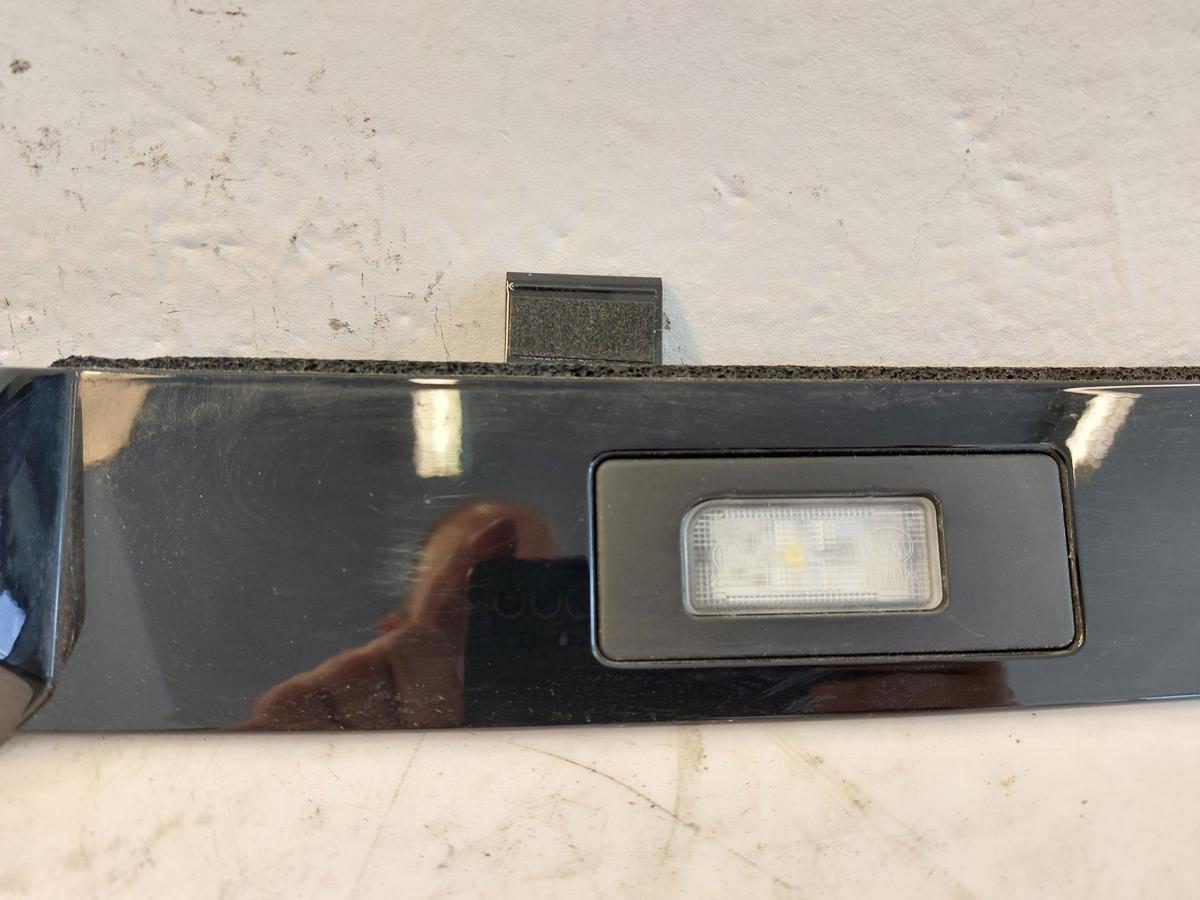 NIO ET7 Elektro Taster Heckklappe Griffleiste mit Kennzeichenleuchten OEM