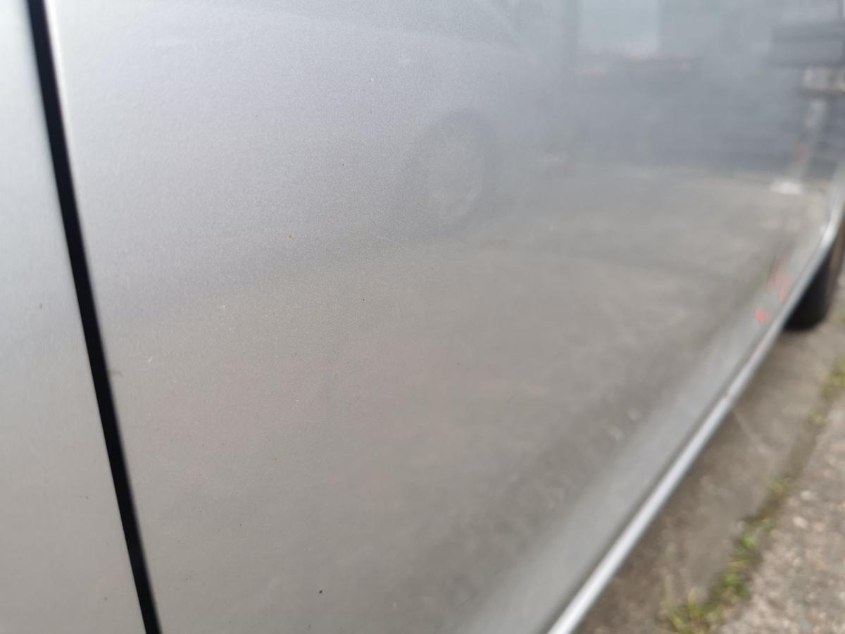 VW Golf V 1K Variant Fahrertür Tür Autotür vorn links LA7W Reflexsil TEXT BILDER