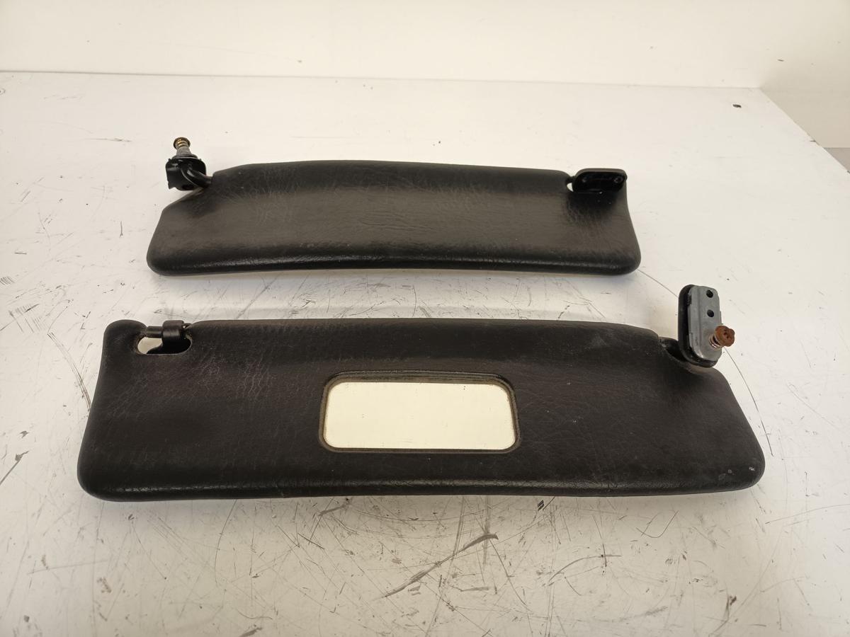 Audi Cabrio B3 8G7 Bj 1991 orig Sonnenblenden links und rechts in Schwarz