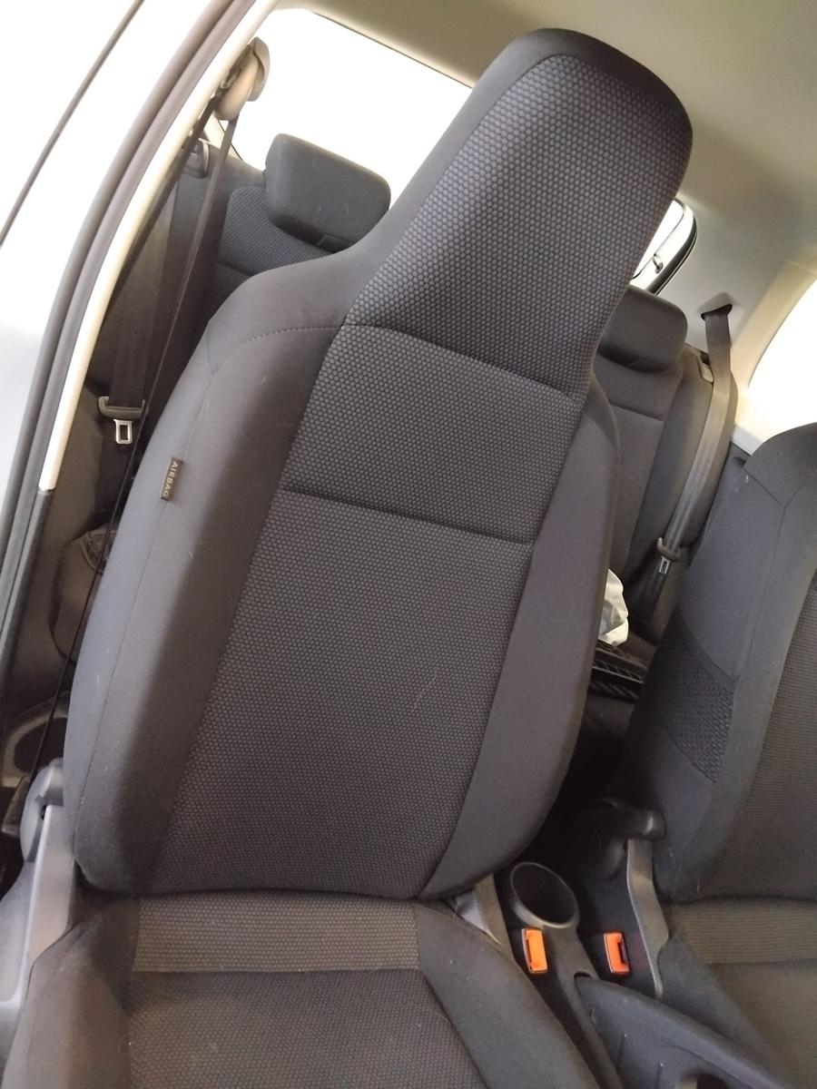 Skoda Citigo orig.Sitz vorn rechts Beifahrersitz Stoff dunkelgrau 3-t&uuml;rig BJ2012