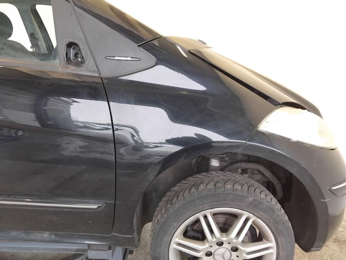 Mercedes A-Klasse W169 original Kotfl&uuml;gel vorn rechts 160 Tropenschwarz BJ2004