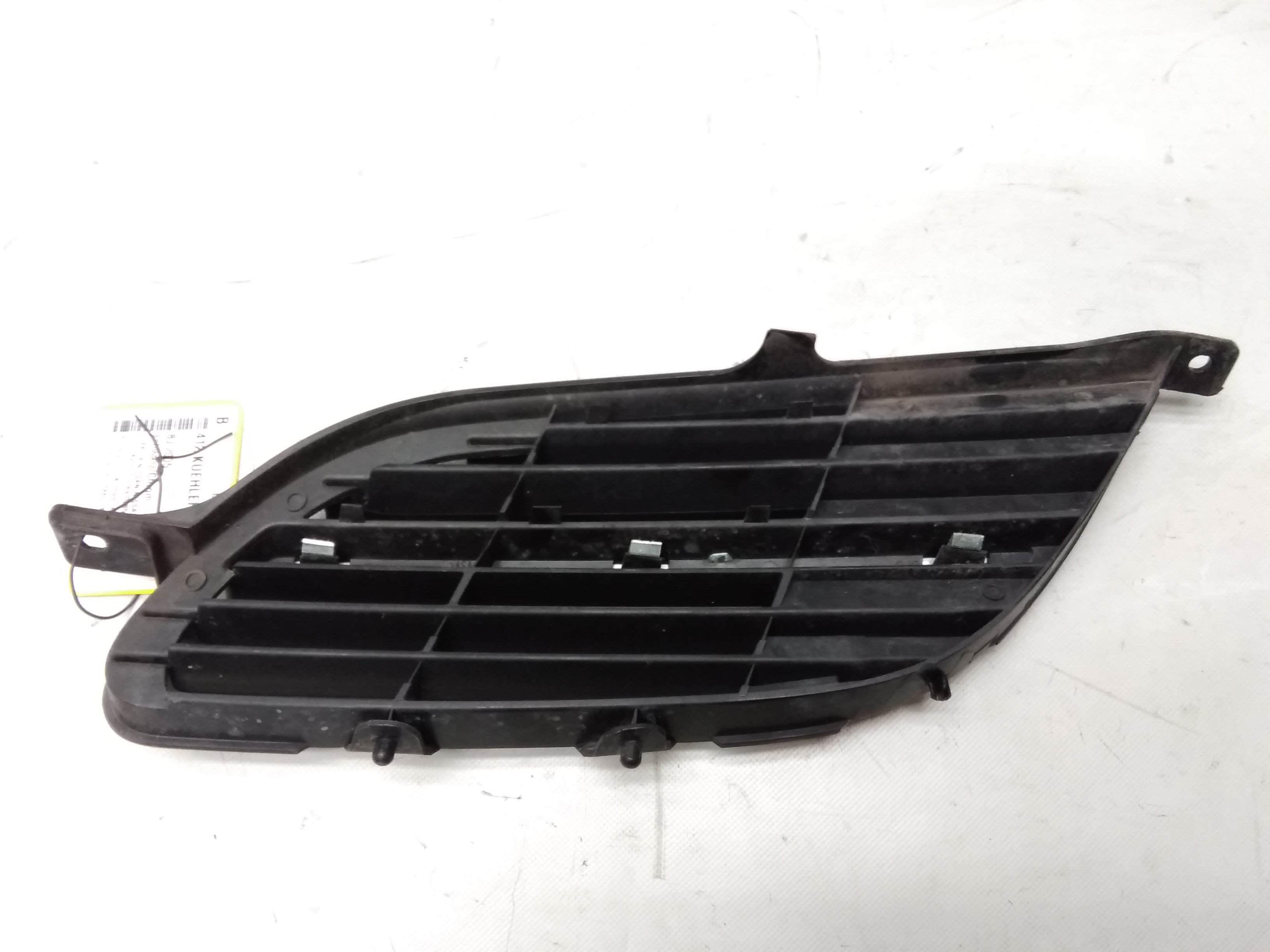 Nissan Almera Tino 62320BU100 Grill Kühlergrill rechts original BJ2005