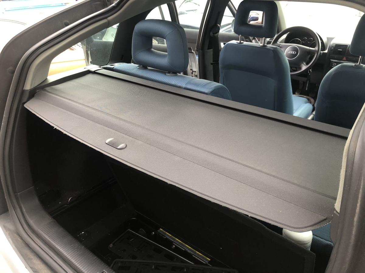 Audi A2 original Laderaumabdeckung Rollo Kofferraum Hutablage schwarz Bj 2001