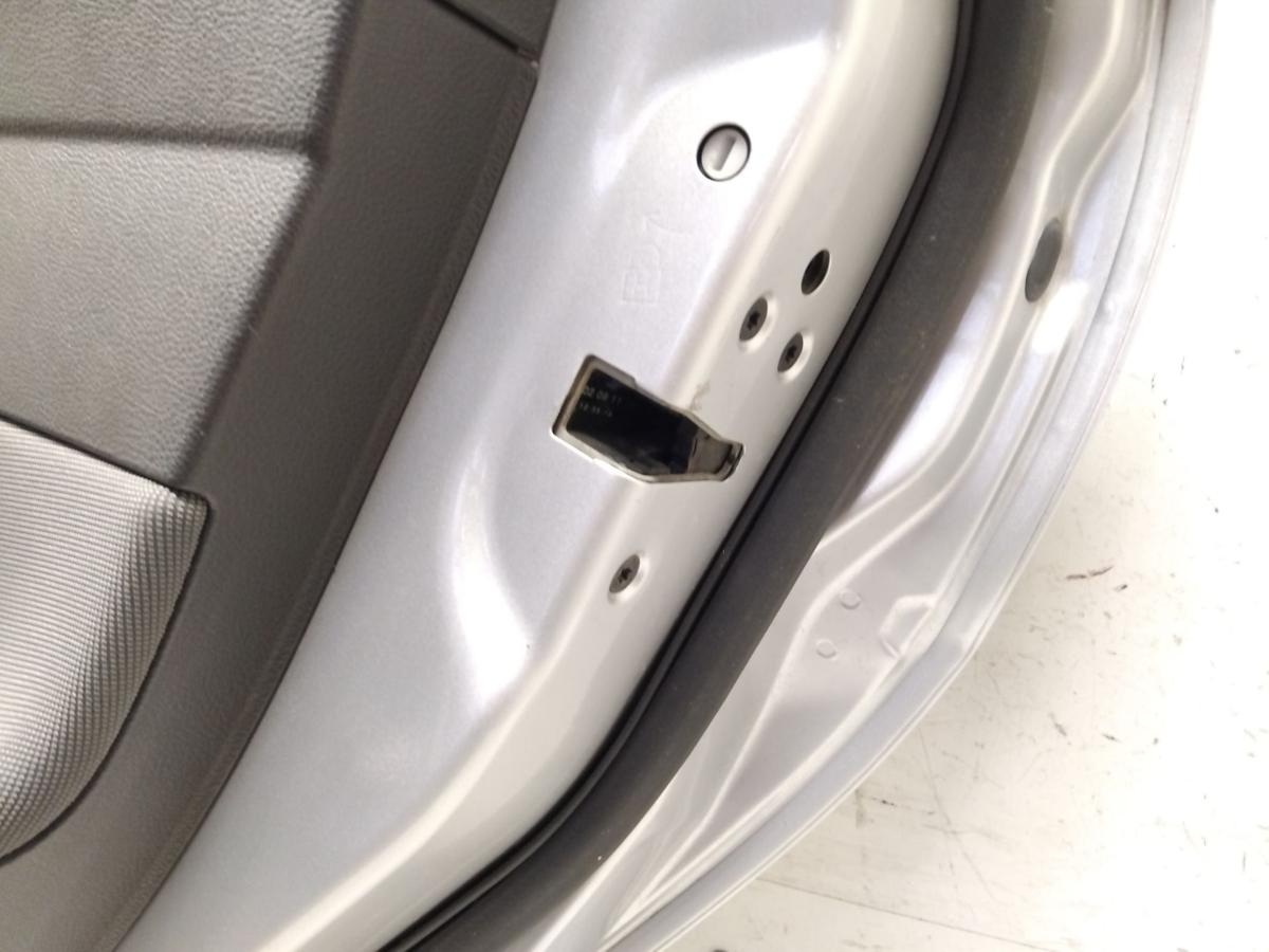 Ford Focus 3 DYB Turnier T&uuml;r hinten rechts Polarsilber BJ2011