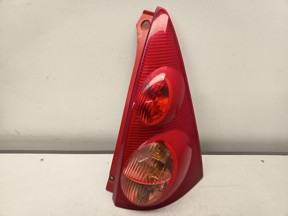 Peugeot 107 original R&uuml;ckleuchte rechts Heck/Schluss/Licht Bj 2008
