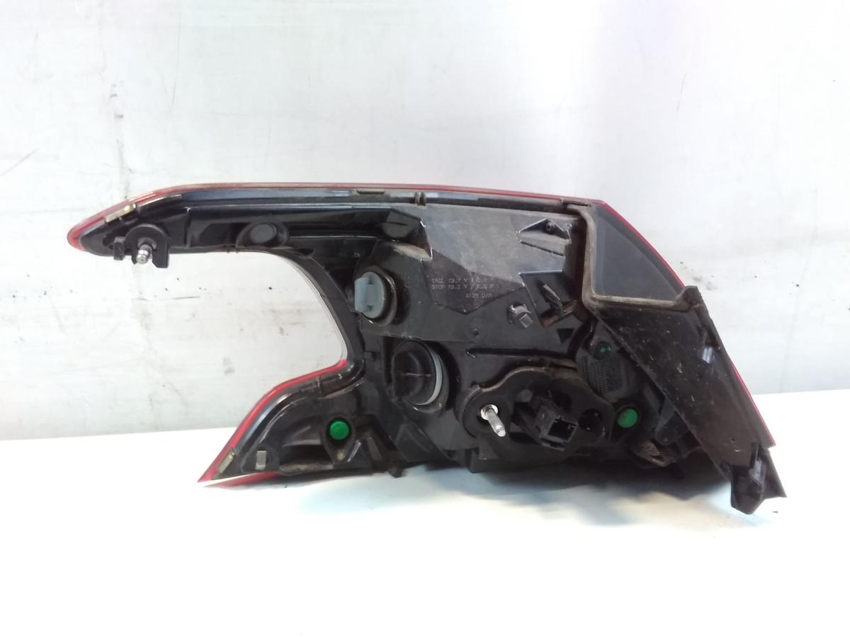 Peugeot 308 II original R&uuml;ckleuchte Heckleuchte rechts LED Bj.2015