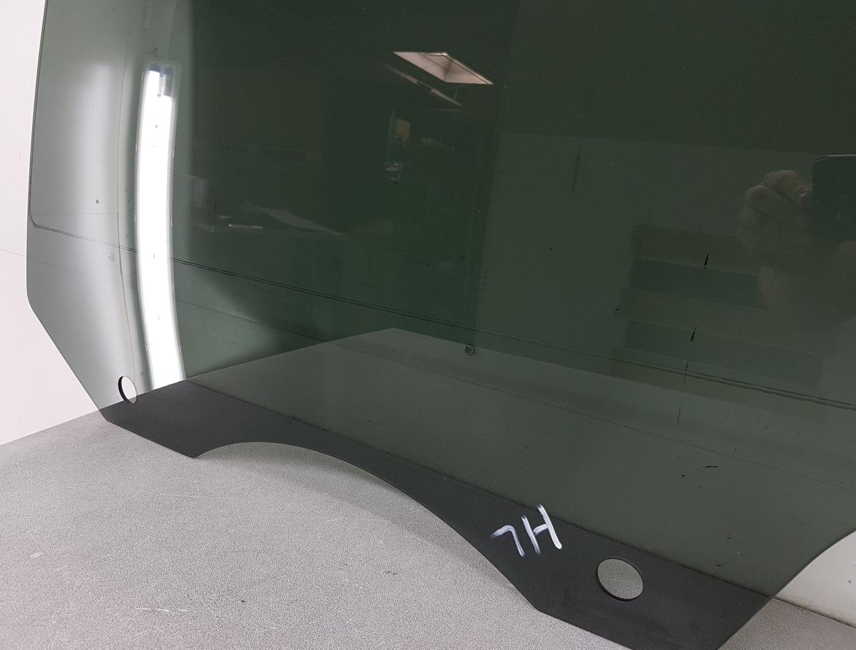 Tesla Model Y T&uuml;rscheibe hinten links abgedunkelt VSG Verbundglas Bj2022