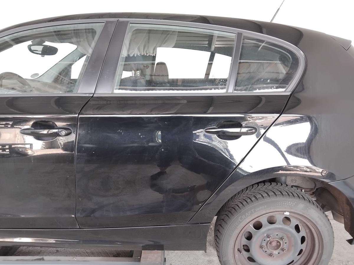 BMW 1er E87 T&uuml;r hinten links 668 SCHWARZ II BJ2008