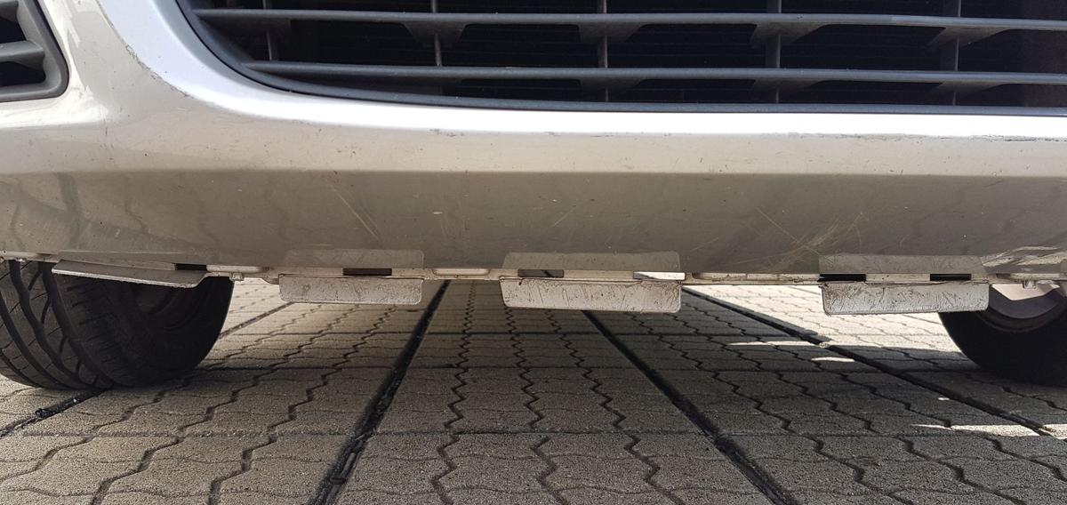 Opel Zafira B Sto&szlig;stange Sto&szlig;f&auml;nger vorn in 2AU Starsilber III Bj2006