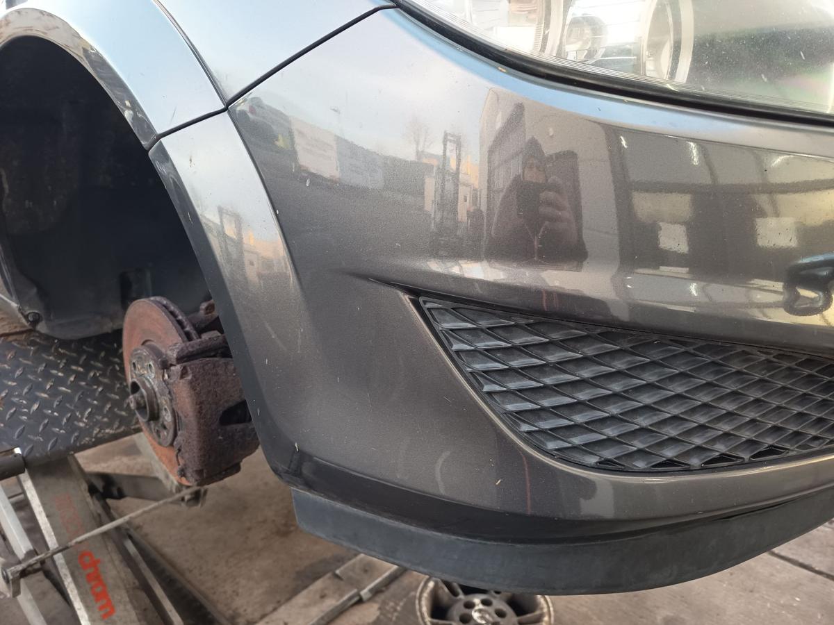 Opel Astra H original Sto&szlig;stange F&auml;nger vorn/Front Z177 Karbongrau Bj 2010