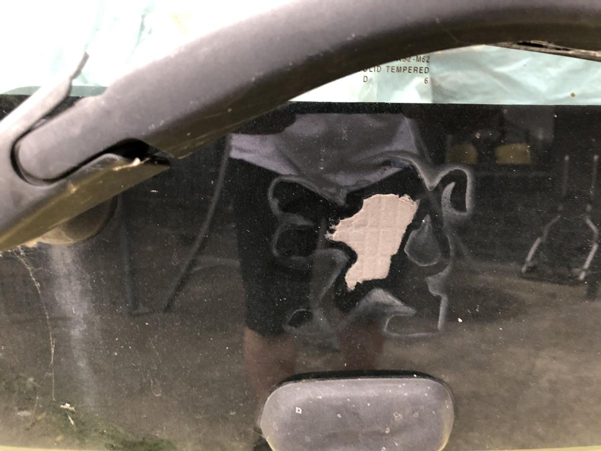 Peugeot 107 Typ P Heckscheibe Heckklappe heizbar Heckdeckel Glas Kofferklappe
