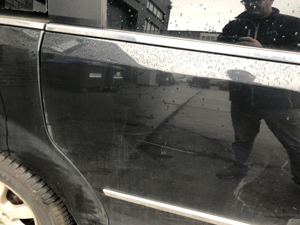 Chrysler Grand Voyager RT Schiebetür hinten rechts im Rohbau QXR schwarz