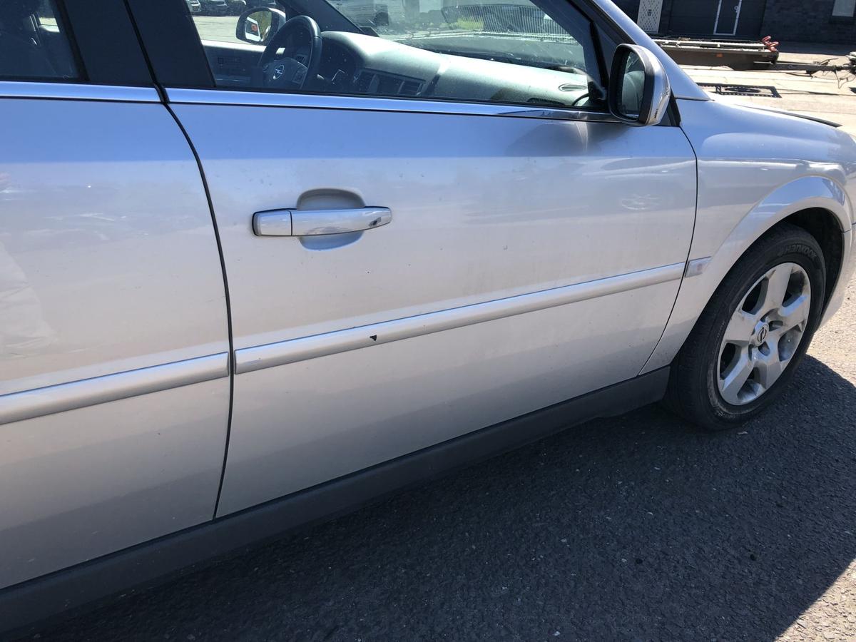 Opel Vectra C Caravan ab 05 T&uuml;r vorn rechts Beifahrert&uuml;r Rohbau 2AU Starsilber