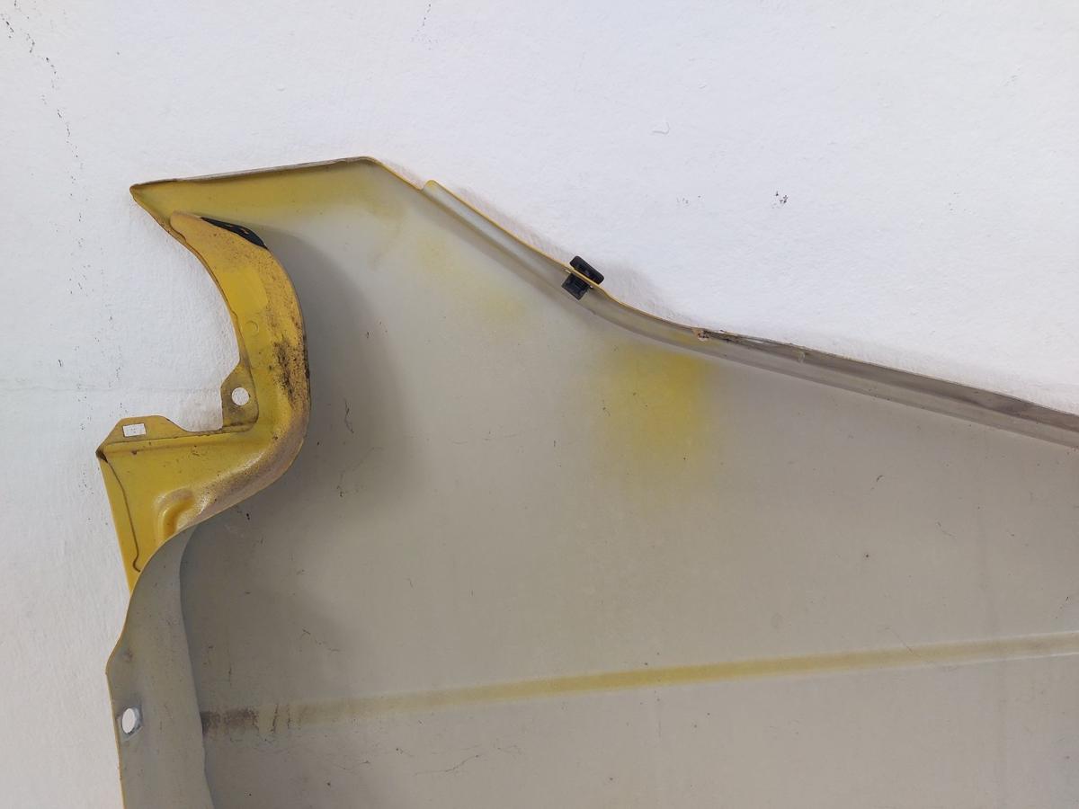 VW T5 7H Transporter Kotfl&uuml;gel vorn links Fahreseite Postgelb Dellen