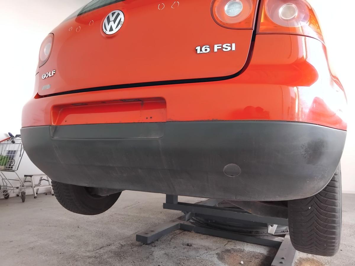 VW Golf 5 1K orig.Stossf&auml;nger Sto&szlig;stange hinten tornadorot LY3D Flie&szlig;heck BJ2004