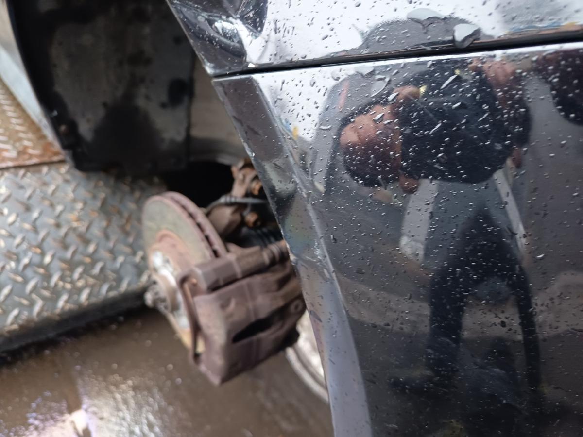 Opel Tigra TwinTop orig Sto&szlig;stange vorn Sto&szlig;f&auml;nger NSW 20R Schwarz Bj 2007