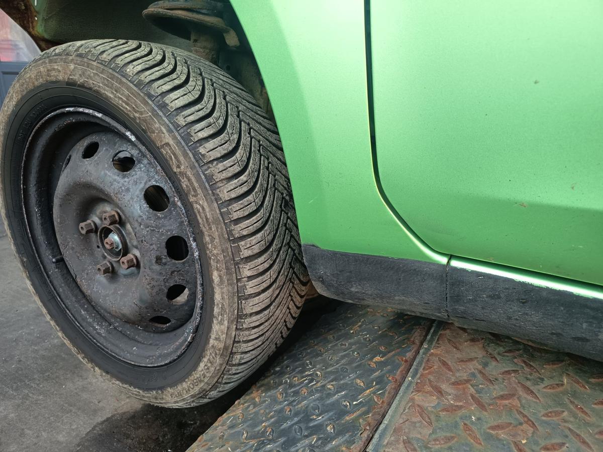 Suzuki Splash original Kotfl&uuml;gel links Seitenteil ZJD Splash green Bj 2008