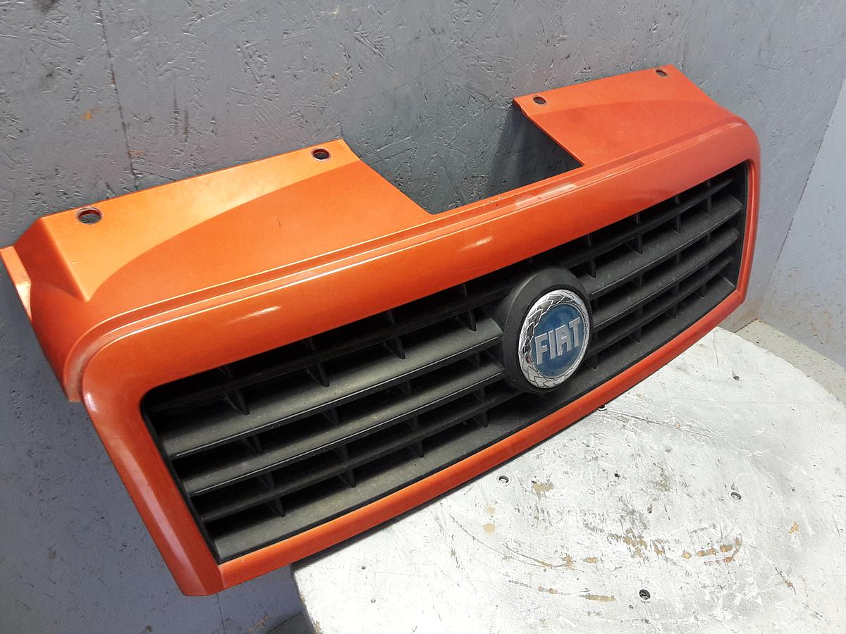 Fiat Doblo Kasten orig Kühlergrill Frontgrill LB2Z Goldorange met Bj 2007