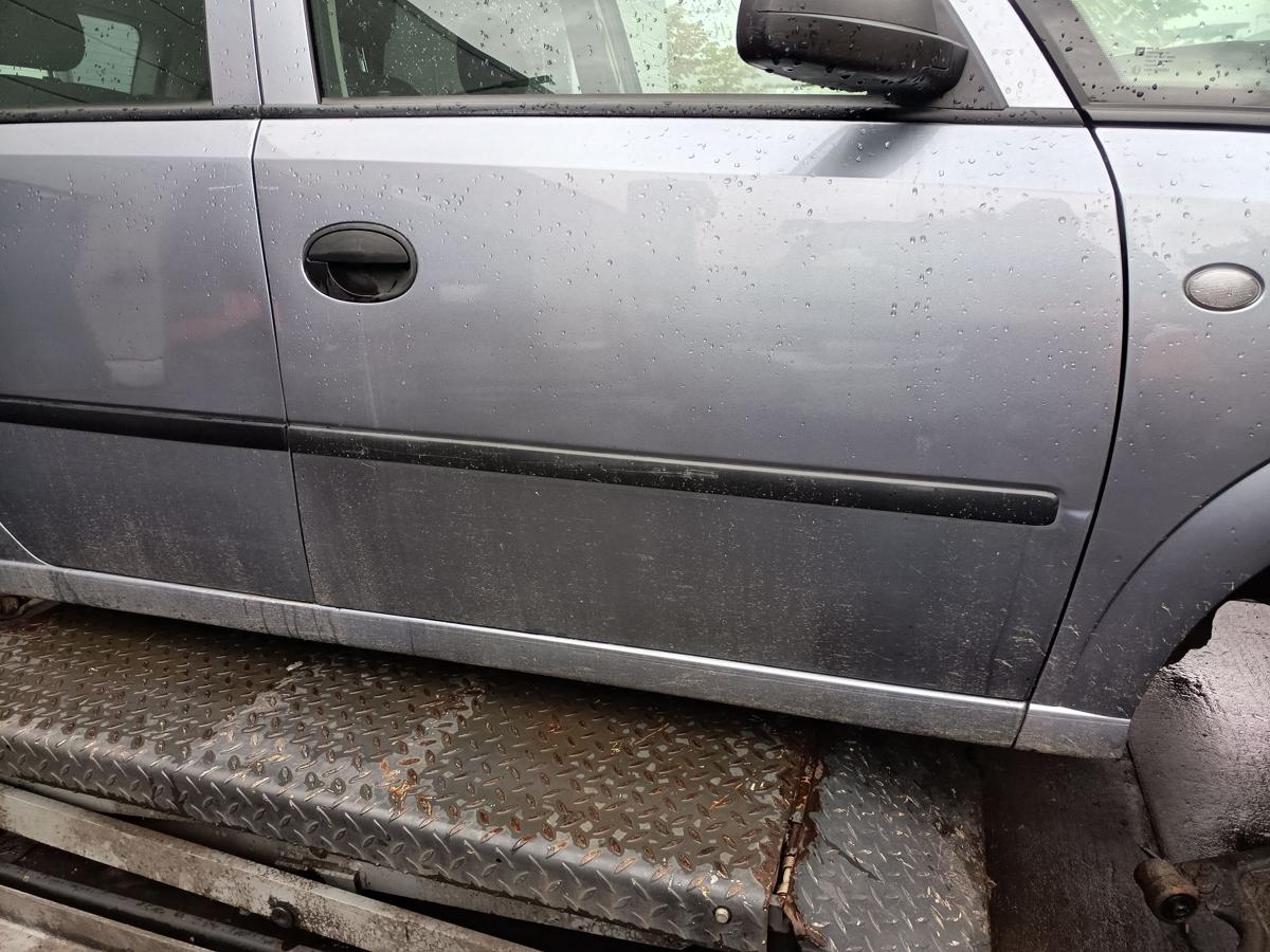 Opel Meriva A orig Tür vorn rechts Beifahrertür Z163 Silber Bj 2003