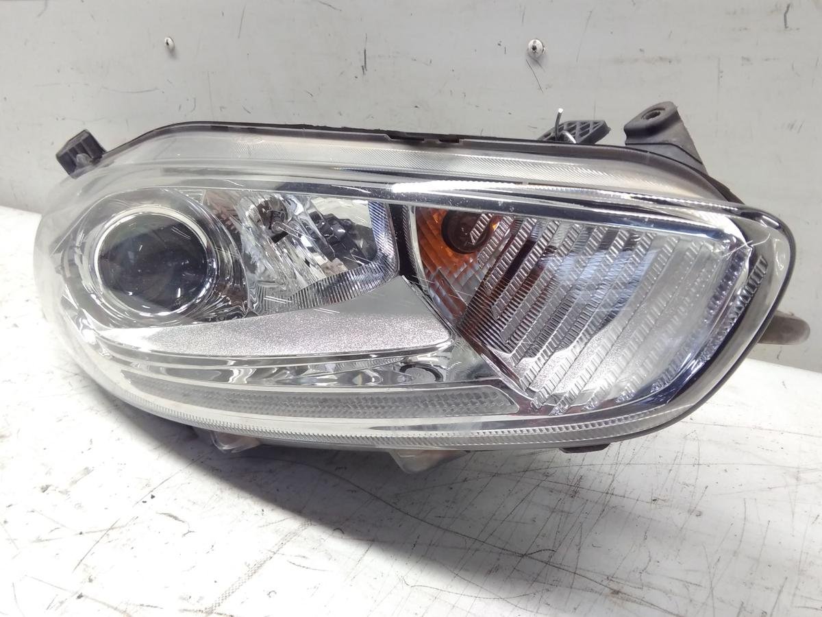 Ford Fiesta JA8 orig Scheinwerfer rechts Halogen mit LED Tagfahrlicht BJ2016
